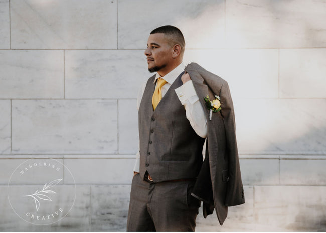 Realistic Calla Lily Rose Boutonniere - Perfect Keepsake for Any Occasion