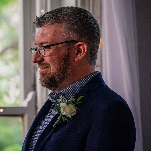 Elegant Silk Rose Boutonniere - Perfect for Weddings, Prom, and Formal Events